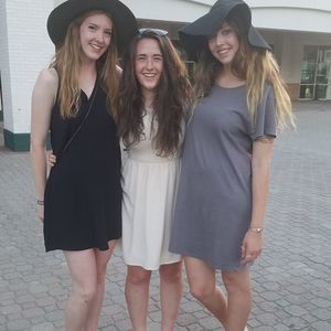 Meet your Posher, Abby